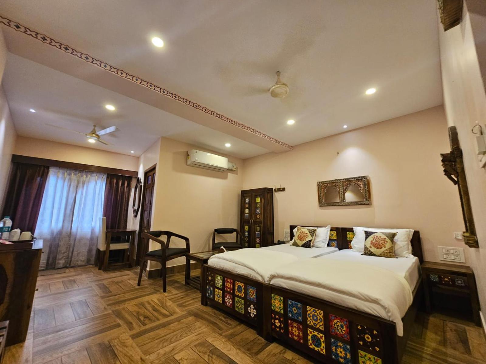 Khamma Heritage Jodhpur  Bilik gambar